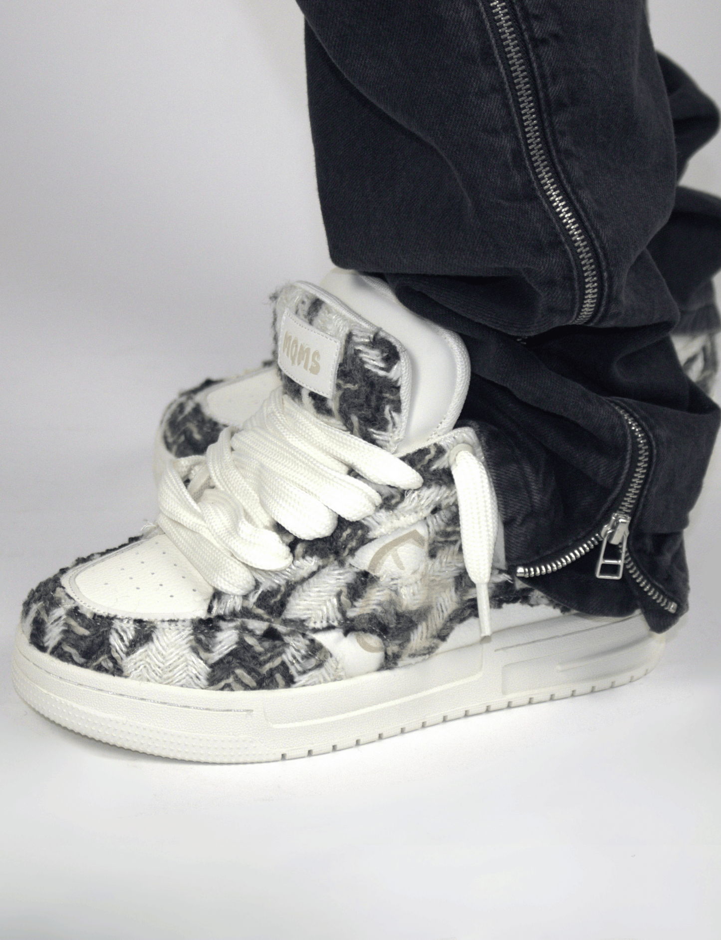 Wolf Double Tongue Sneakers