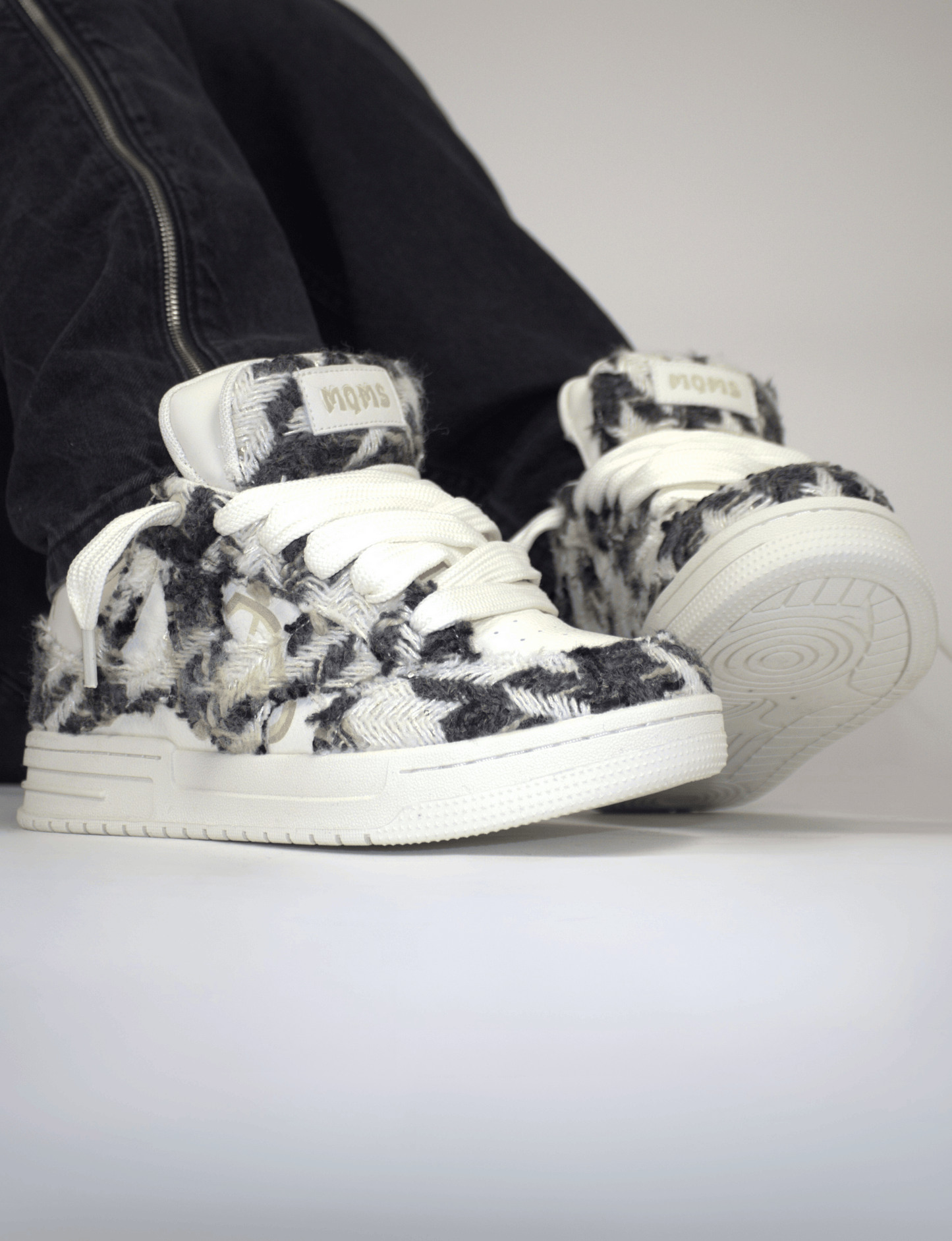 Wolf Double Tongue Sneakers