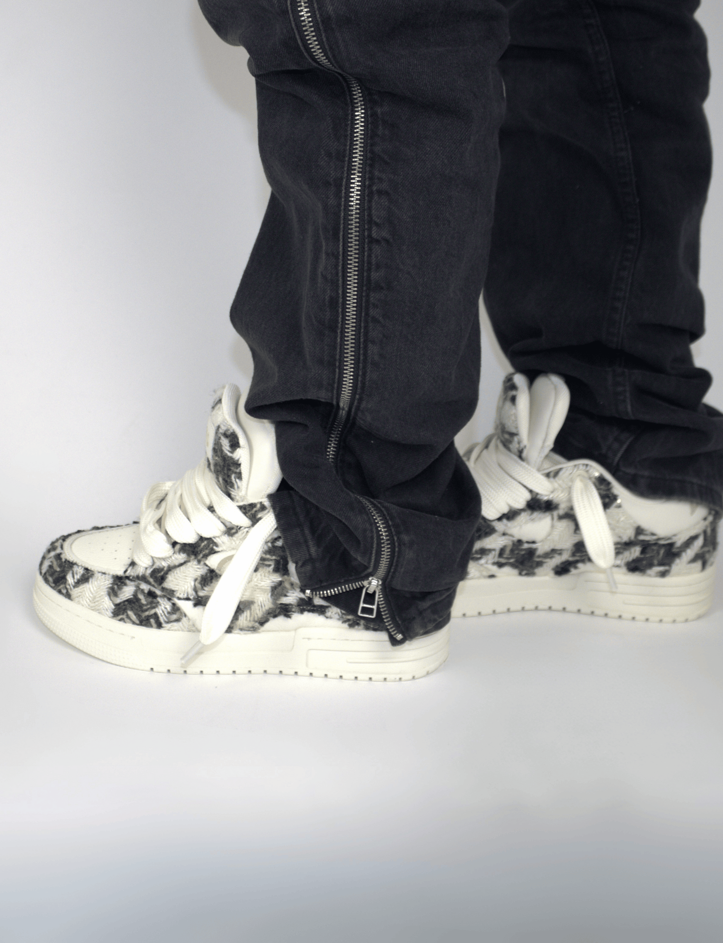 Wolf Double Tongue Sneakers
