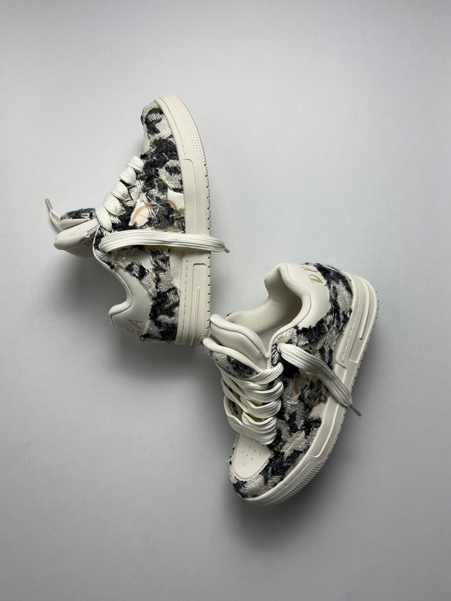 Wolf Double Tongue Sneakers