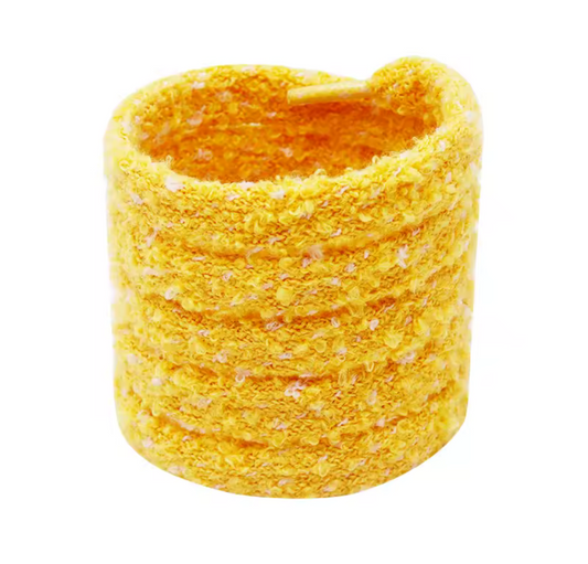 Fluffy Yellow Laces